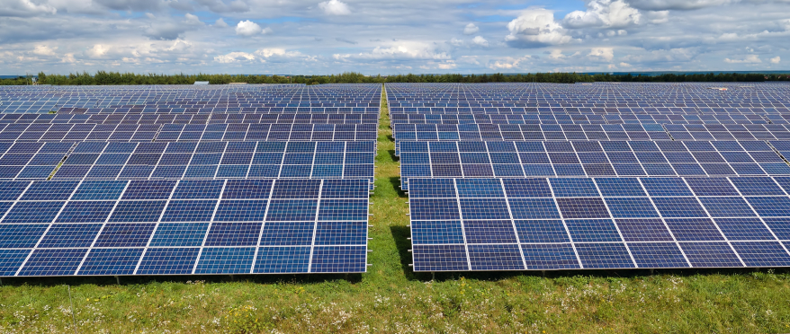 Erneuerbare Energie mit AsstrA: Transport der Solarpanele von Polen in die Ukraine